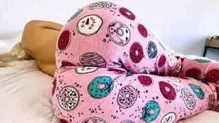 Son Helps Step-mom to Cum Quick