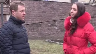 Amateur milf paid for sex in a public place