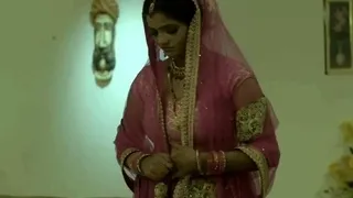 indian babe fingering her pussy