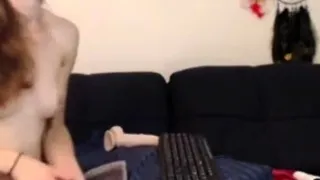 Hot amateur webcam teen masturbates for their fans