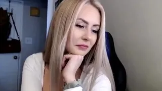 Big Ass And Big Natural Tits Blonde Milf Webcam Tease