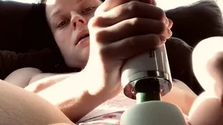 Amateur brunette double toying on webcam