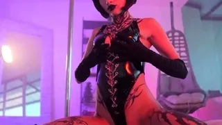 Cumshot amateur MILF suck and jerks dude in the bedroom