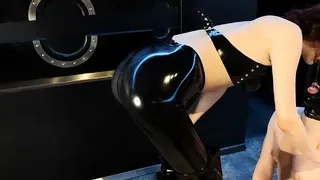 Mature brunette hookup amateur milf gives blowjob