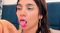 Amateur brunette ariana marie solo toying