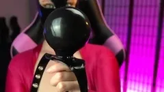 Close up MILF masturbation