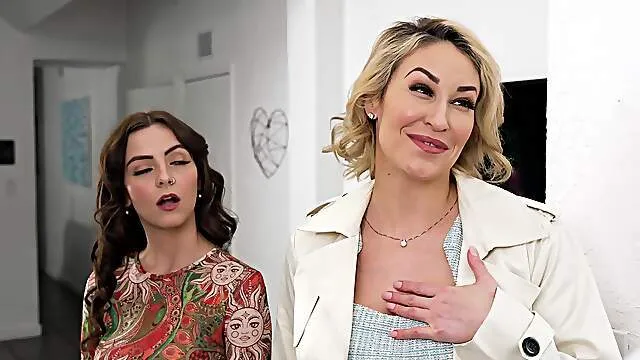 Cougar mom enjoys lesbian intimacy with her slutty stepdaughter