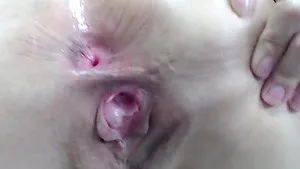 Close up video of a solo chick fingering her ass hole - HD