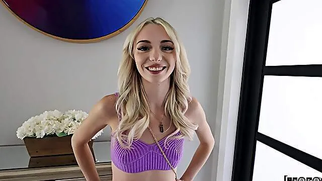 Young blonde loves the warm cum on her face after an impeccable cam fuck