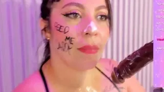 Love Chat Big Boobs Brunette Masturbating For Cam