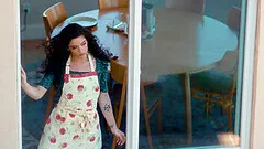 Small tits brunette Victoria Voxxx seduced her man for kitchen sex