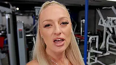 Sporty blonde MILF Elana Bunnz wants to be fucked after working out