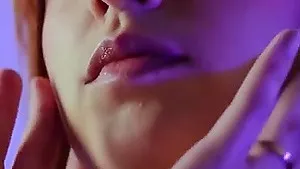 Homemade video with a solo brunette fingering her cunt - HD