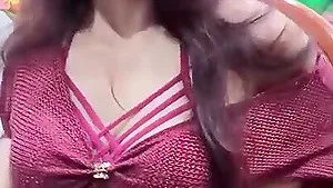 Homemade video of a brunette wife teasing her dirty hubby