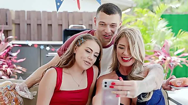 Facial ends babes slutty encounter with the same cock