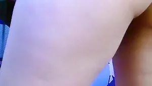 Close up homemade video of a solo chick pleasuring her puss