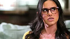 Round tits MILF Penny Barber loves riding hard dick after the lunch