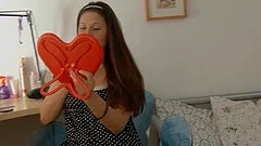 Brunette Ellen moans while being nicely fucked - Homemade