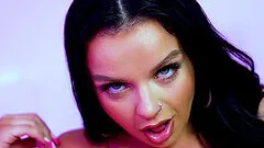 Messy facial ending after hardcore fucking with brunette Payton Preslee