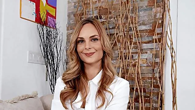 Hot blonde gets deep drilled after stripping and sucking dick like crazy