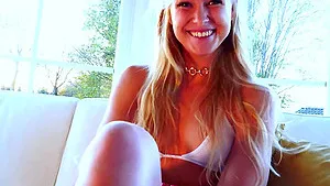 Video of dirty Proxy Paige fisting her ass and inserting massive toys