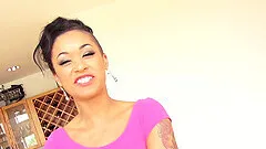 Rough interracial dicking with ravishing Skin Diamond - HD