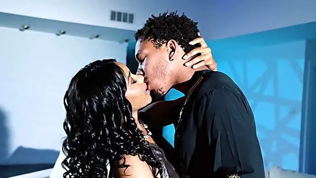 Bitch lands the BBC in both holes and she's crazy in love