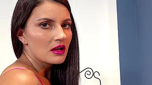 Dirty solo babe Tiny Tina plays with a pussy punp and long toys