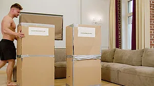 Cuckold girlfriend Effi Gold watches while her BF fucks Maggnet