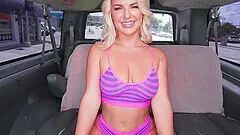 Blonde Slimthick Vic enjoys while getting fucked in the car