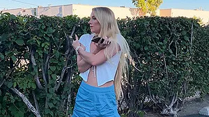 Quickie in the car with adorable blonde stranger Riley Star