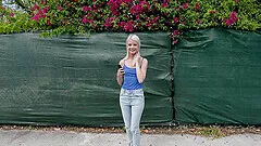 Luna Fae having fun while being fucked in the back of a car