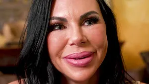 Homemade video of cock hungry mature Alex Mack riding a younger guy