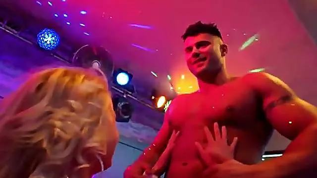 Hot club chicks turned on by male strippers