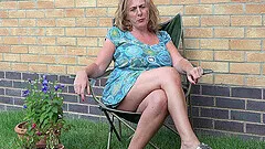 Camilla Creampie enjoys while fingering her dripping pussy