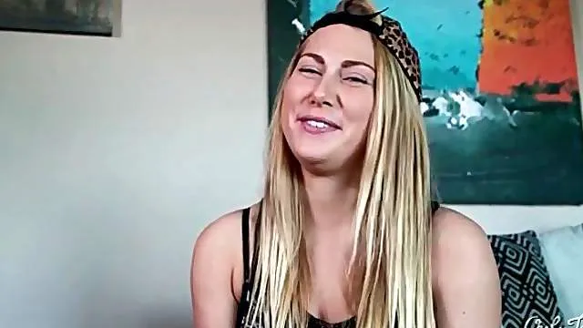 Cute Carter Cruise strips for you outdoors