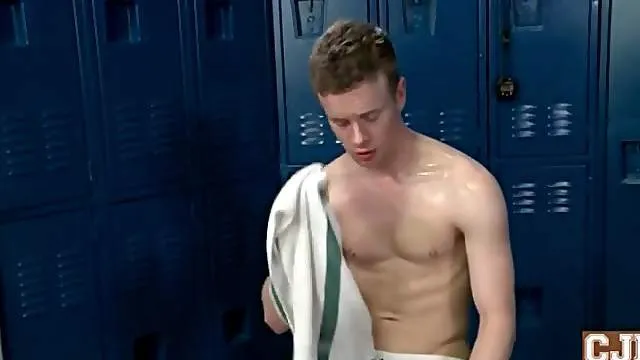 Sweaty guys suck dick after wrestling practice