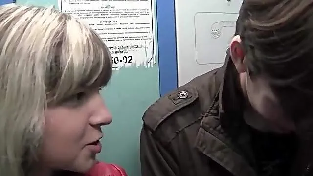 Teen in the park fucks in reality porn video