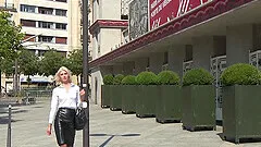 Blonde Mandy Slim moans while her cunt is being nicely licked