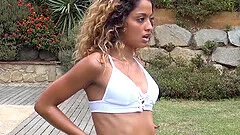 Outdoor lesbian fingering with Apolonia Lapiedra & Scarlet Rebel