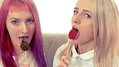 Hardcore FFM threesome with Alien Fox & Hanna Rey getting a facial