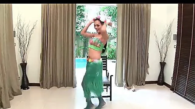 Ladyboy hula dancer takes out her dick