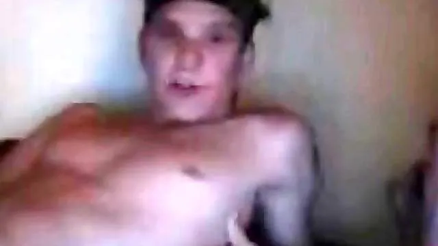 Hot guy blows his boyfriend in webcam porn