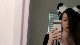 Hot amateur webcam teen masturbates for their fans