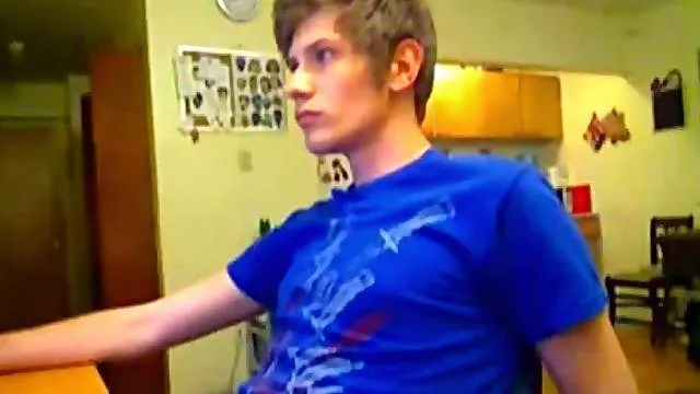 Webcam anal dildo sex turns on cutie