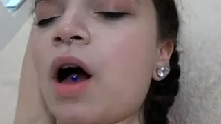 Lovely Amateur teen brunette masturbating outdoor