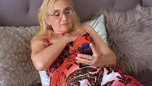 Homemade video of a younger man fucking Czech granny Moniq
