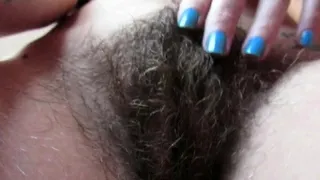 Amateur Close Up Squirting Masturbation