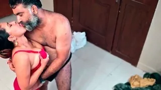 Hot Indian MILF babe deeply fingers her pink taco