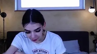 Amateur Webcam Teen Masturbates And Teases